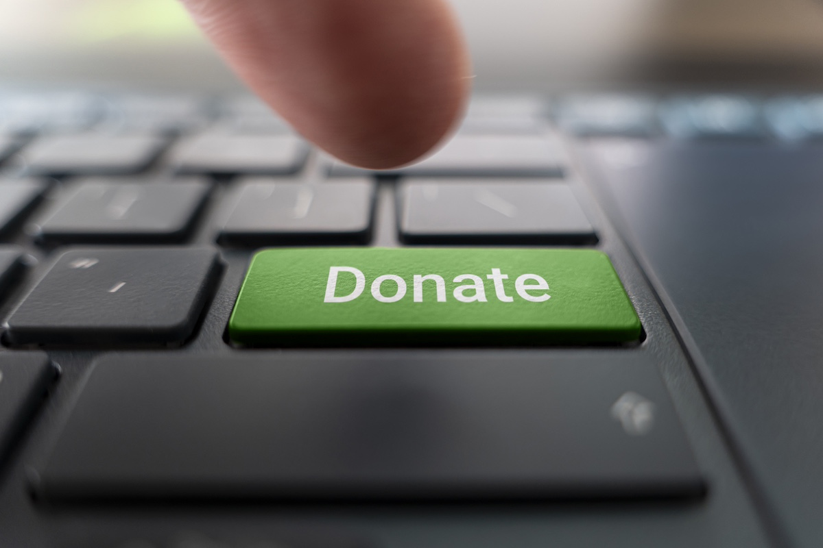 Donation button istock 1418600713