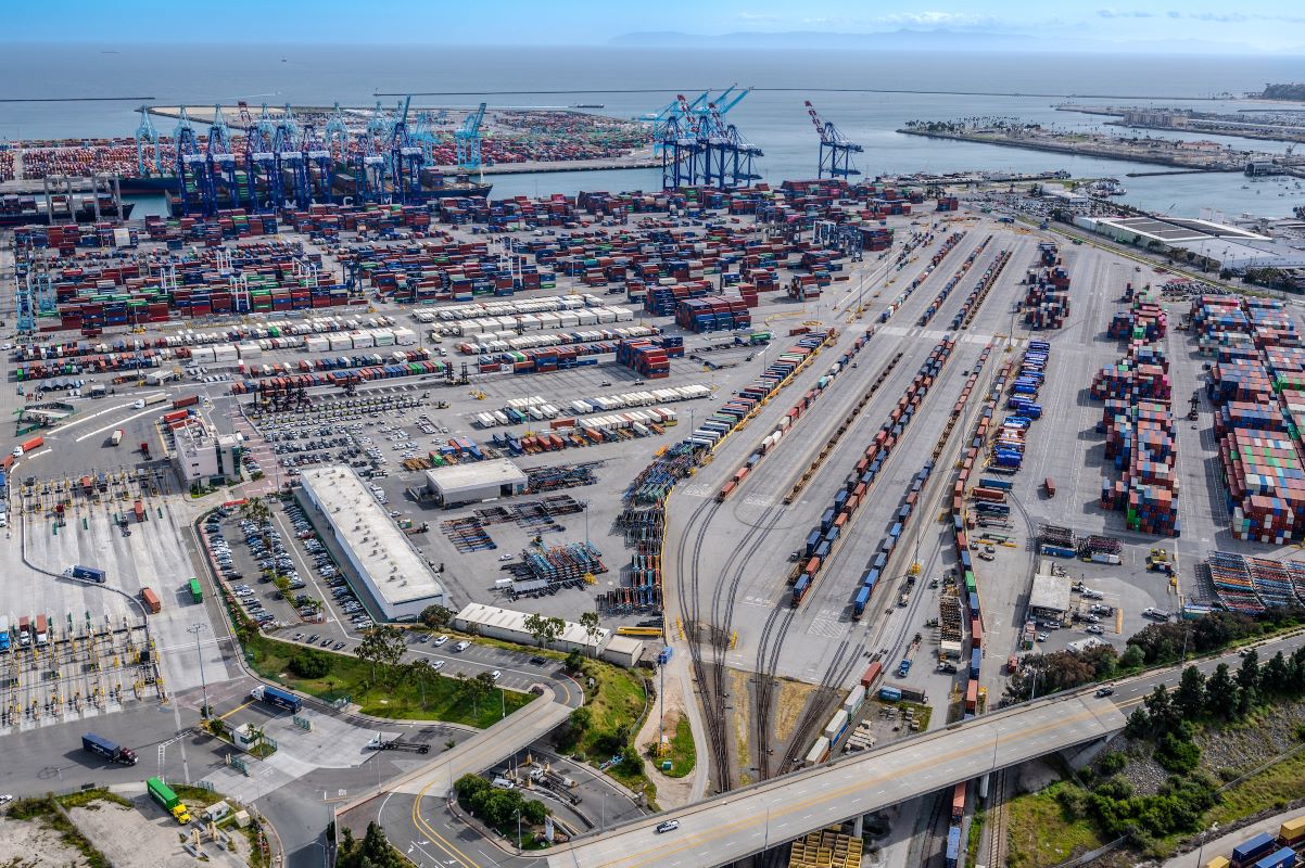 Fenix terminal port of los angeles. port of los angeles